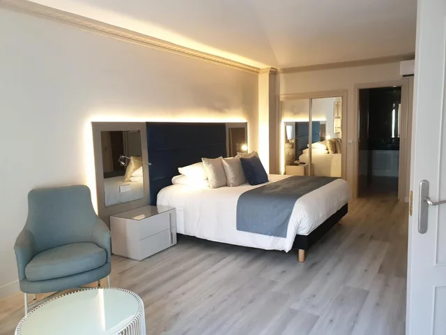جناح سوبيريور، Boutique Hotel B51 (ex. Park Plaza Suites Hotel) 3/6