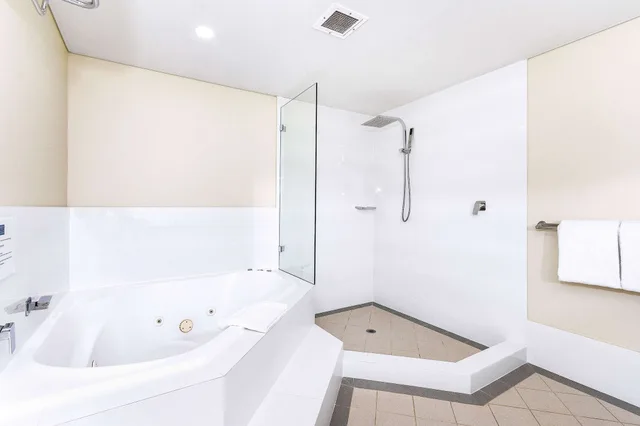 One Bedroom Spa Apartment Ocean View, Quality Resort Sorrento Beach 7/9