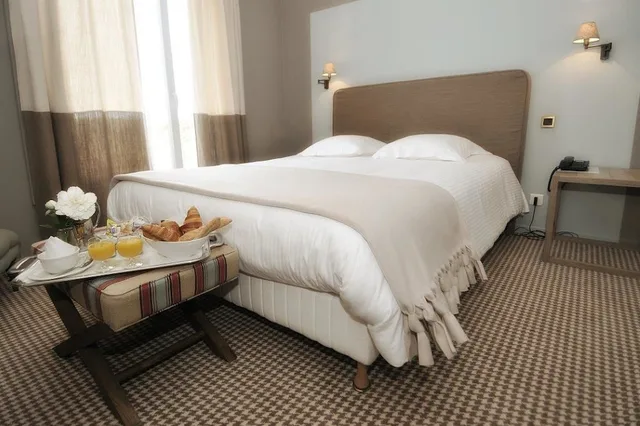 غرفة ثلاثية، Hotel Santa Maria 3/4