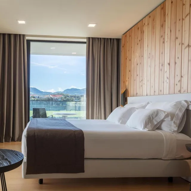 جناح بإطلالة على الجبل، Pedras Do Mar Resort & Spa 3/8