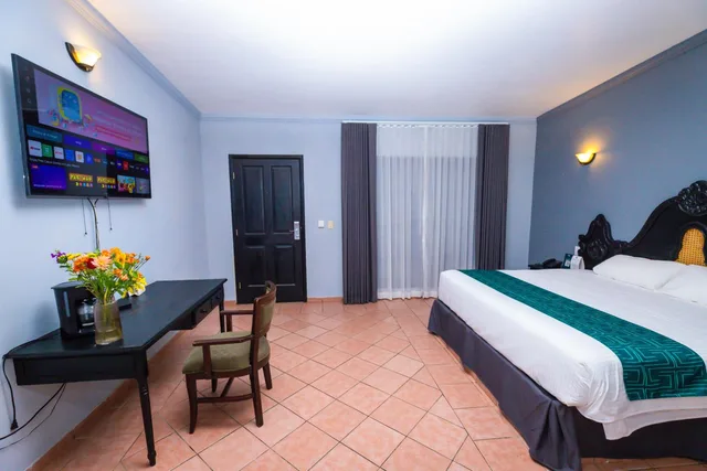 Standard, King Bed, InHouse Select Hacienda Tres Rios 6/10