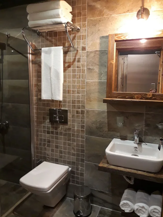Deluxe, Queen Bed, The Sarigerme Inn 5/9