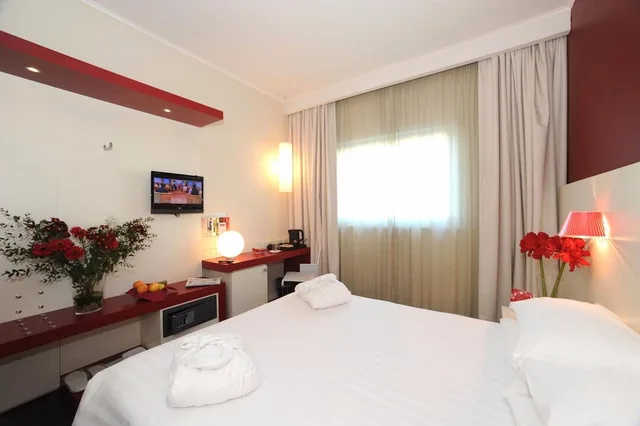 Quality, Double Bed, Quality Hotel Michelino Bologna Fiera 1/10