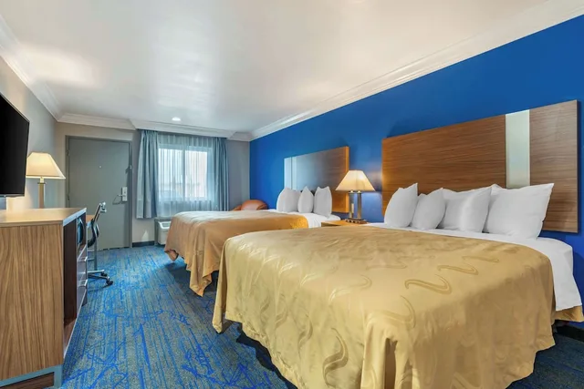 غرفة بسريرين كوين، Quality Inn And Suites Vacaville, CA 1/4