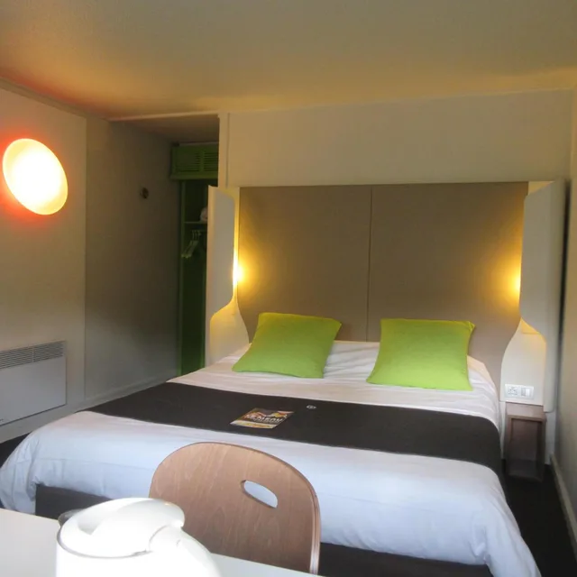 Next Generation, Double Bed، CAMPANILE BAYEUX 8/10