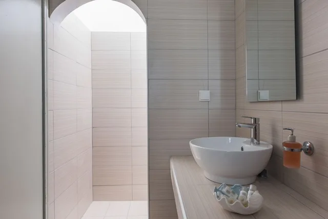 غرفة سوبيريور رباعية بسرير مزدوج وسريرين منفصلين، Thira S Dolphin Hotel 8/10