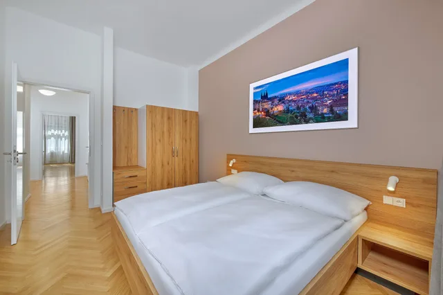 شقة عائلية بسريرين كوين بغرفتي نوم مع أريكة، DownTown Suites Kodanska 1/3