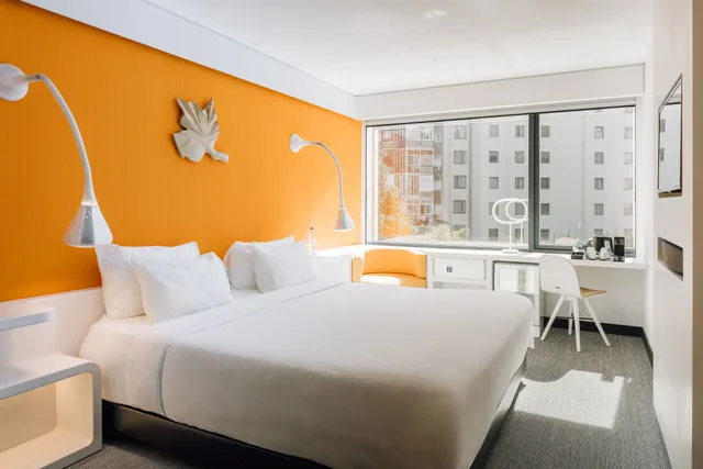 Cool, Single، EVOLUTION LISBOA HOTEL 1/7
