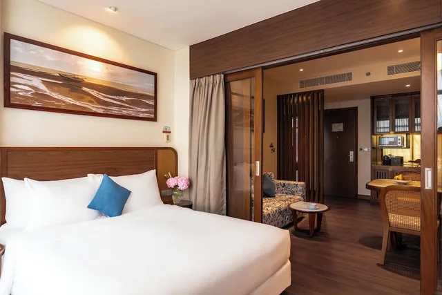 غرفة تنفيذية بسريرين كوين بإطلالة على البحر بمنطقة جلوس، Best Western Premier Sonasea Phu Quoc 1/10