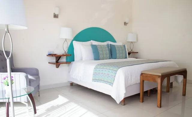غرفة سوبيريور بسرير كينج، The Westmarine Waterfront Hotel 5/5