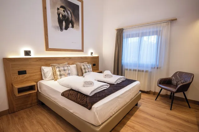 2 Bedrooms, Tower, Junior, 2 Double Beds, Bunk Bed, Hotel Iris 3/10