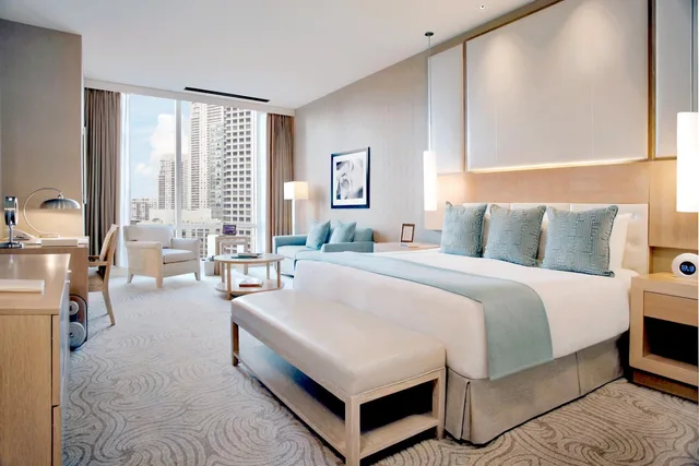 غرفة غراند ديلوكس بسرير كينج، Trump International Hotel & Tower Chicago 1/2