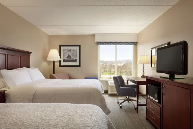 غرفة بسريرين مزدوجين، Hampton Inn Dulles-Cascades 2/5