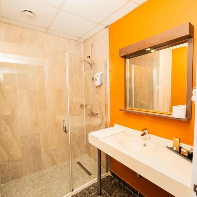 جناح تنفيذي، Comfort Hotel Haramidere 6/9
