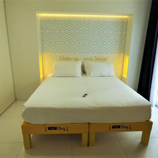 Room, Double Bed, Side Sea View, Balcony، HOTELTREVI 8/10