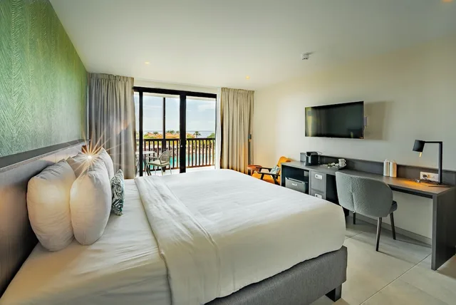 غرفة ديلوكس بإطلالة على البحر، Lions Dive Beach Resort Curacao 1/5