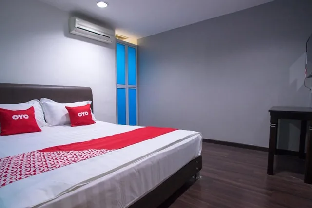 غرفة قياسية بسرير كوين، Hotel O Taj (seksyen 13) 3/4
