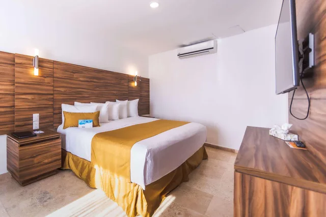 جناح، Comfort Inn Queretaro Tecnologico 2/2