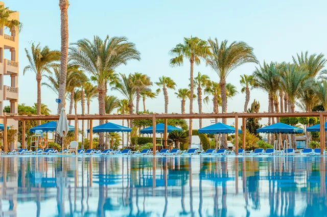 غرفة كلاسيكية مفردة بإطلالة جزئية على البحر، Continental Hotel Hurghada 2/2