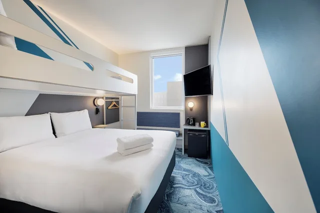 غرفة قياسية بسرير كينج وسرير بطابقين، ibis budget Auckland Airport 7/10
