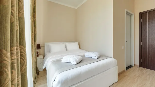 غرفة مفردة بسرير كوين، Lisi Hills Hotel 3/4