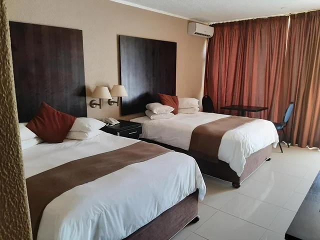 غرفة قياسية بسرير مزدوج أو سريرين منفصلين، Wilderness Beach Hotel 1/10