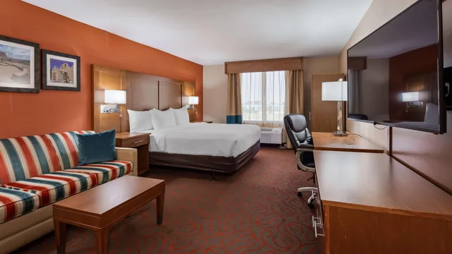 جناح، Best Western Cannon A.F.B. Clovis 4/6