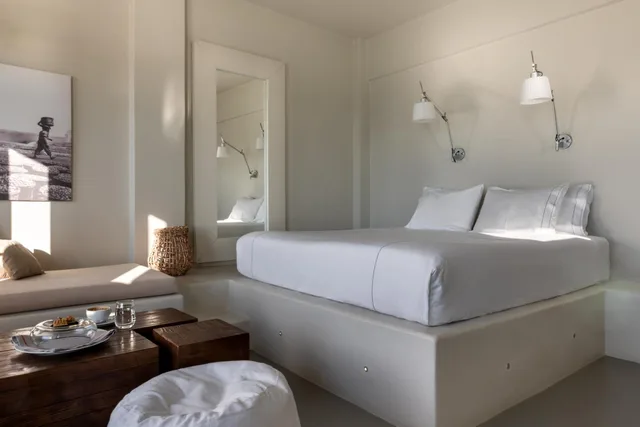 Deluxe, Suite, Caldera View, Outdoor Jetted Tub, West East Suites - Adults Only 7/10