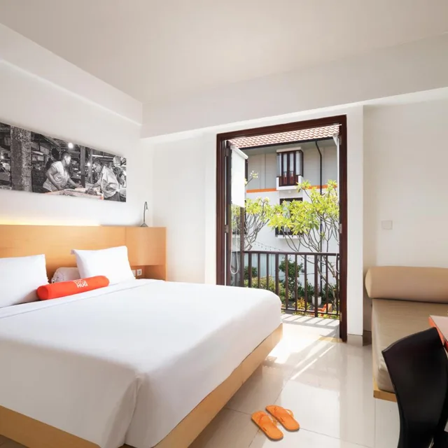 Harris, King Bed، HARRIS Hotel Kuta Tuban 1/5
