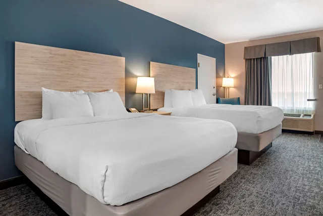 غرفة قياسية بسريرين كوين، Best Western Navarre Waterfront 1/8