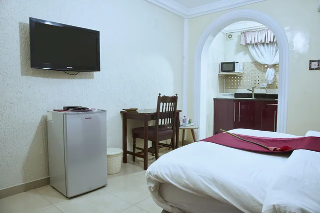 غرفة قياسية بسرير مزدوج بمطبخ صغير، The Ritzz Exclusive Guest House 7/10