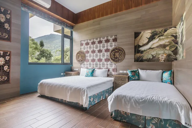 غرفة ثلاثية بحوض استحمام، The Dawn B&B 1/1