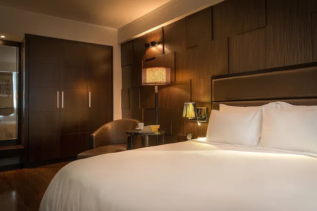 غرفة بريميوم بسرير كوين، La Nueva Boutique Hotel HaNoi 3/10