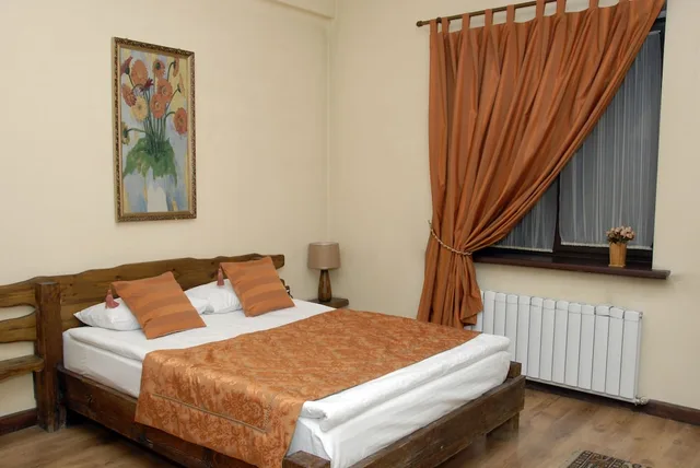 Standard, Double Bed, Saraichik Hotel 2/4