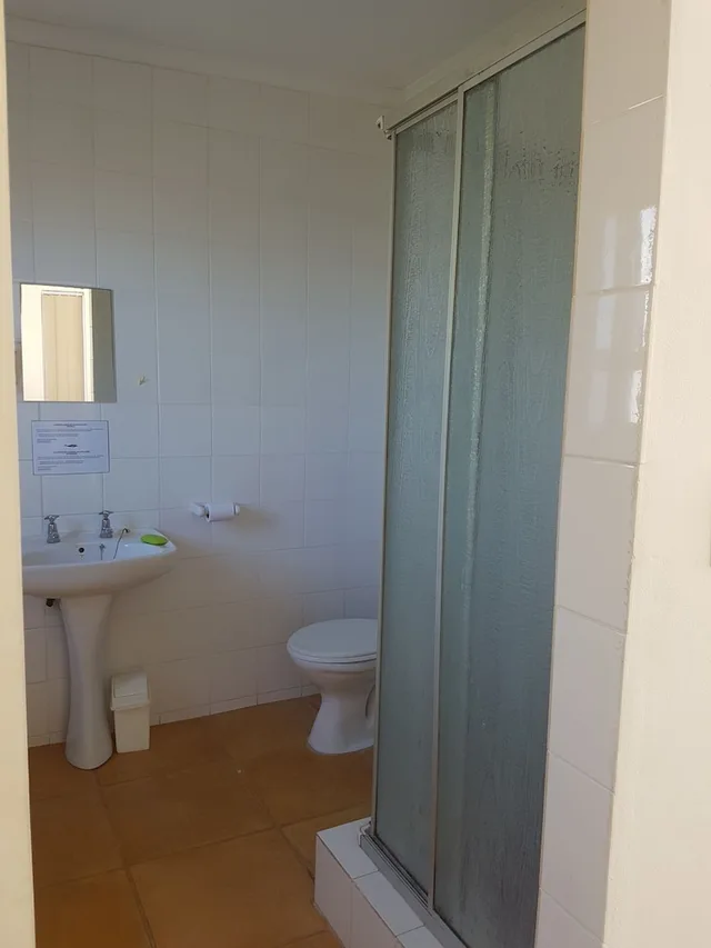 غرفة قياسية بسرير كينج، Melkbosch Guesthouse 3/3