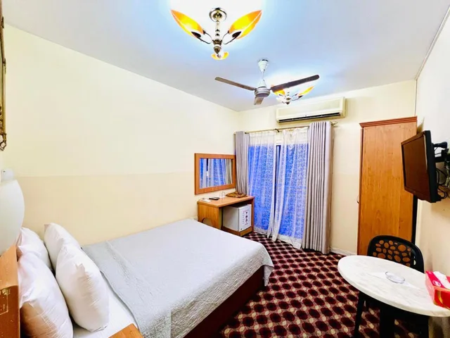 Room, King Bed, Al Ahrar Hotel 3/8