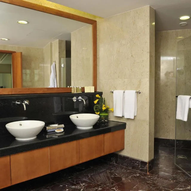 3 Bedrooms, Apartment, Fraser Suites Seef Bahrain 8/10