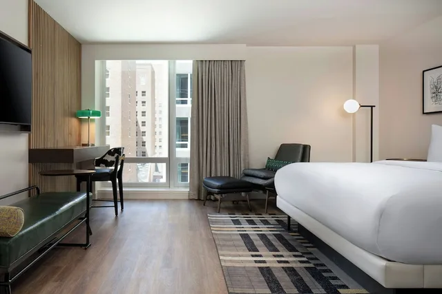 Room, King Bed, Le Meridien Fort Worth Downtown 1/2