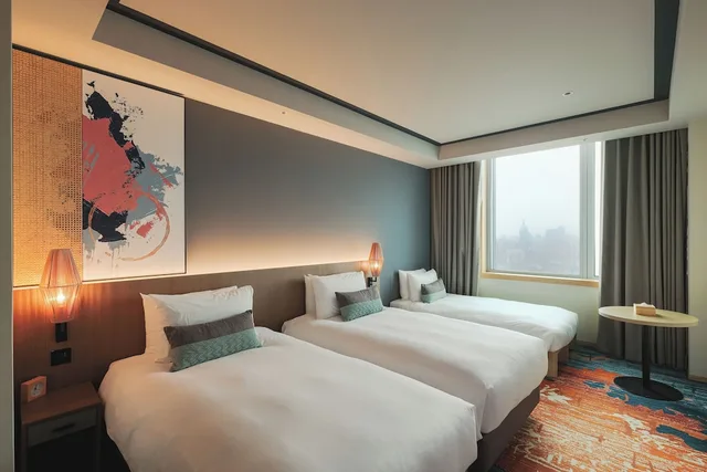 غرفة ثلاثية ركنية بسريرين منفصلين مع أريكة، Solaria Nishitetsu Hotel Taipei Ximen 2/6
