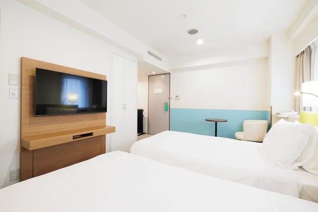 غرفة بريميوم بسريرين منفصلين للمدخنين، Ana Holiday Inn Sapporo Susukino 4/10