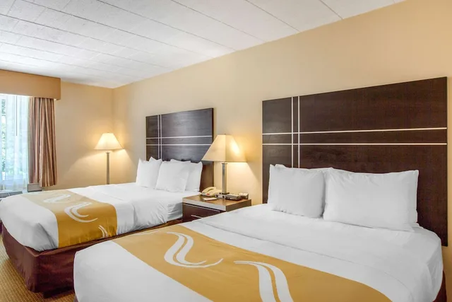غرفة قياسية بسريرين كوين، Quality Inn Ledgewood - Dover 1/6