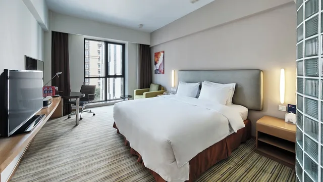 غرفة بسرير كوين لذوي الإعاقة، Holiday Inn Express Shanghai Gongkang 2/8