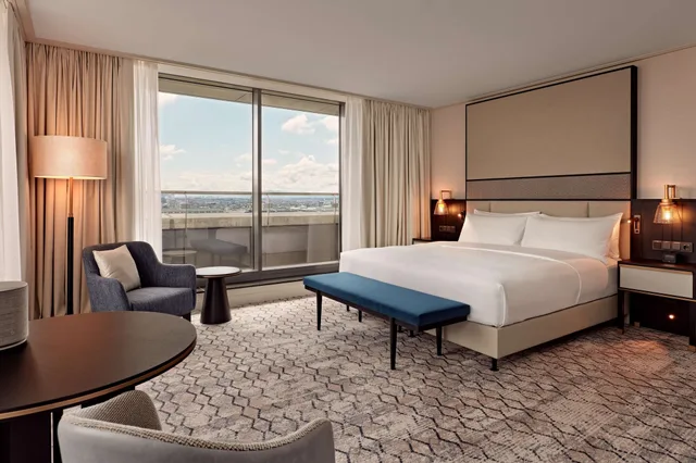 Grand, Park, Penthouse, Suite, King Bed، Hilton Vienna Park 1/2