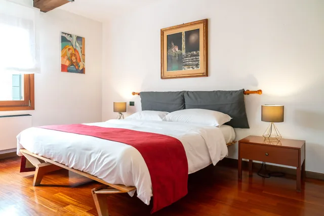 Condo, San Polo, Deluxe, King Bed, 3 Beds, Sofa, Annex، Palazzo San Luca 5/10