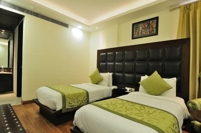 غرفة ديلوكس بسرير مزدوج، The Grand Orion - Kailash Colony 6/10