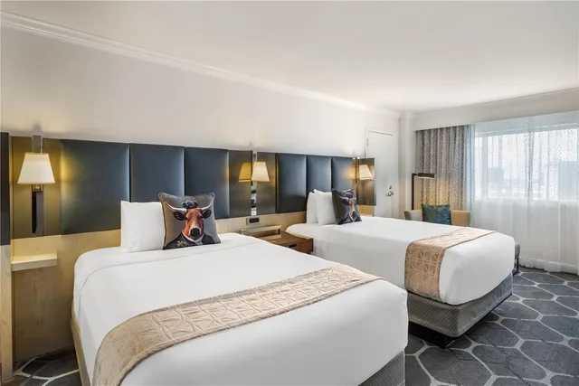 غرفة ديلوكس بسريرين مزدوجين لذوي الإعاقة، Royal Sonesta Houston Galleria 2/2