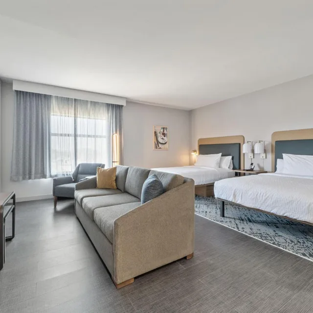 جناح استوديو بسريرين كوين مع أريكة بحوض استحمام لذوي الإعاقة، Homewood Suites by Hilton Austin Airport 2/5