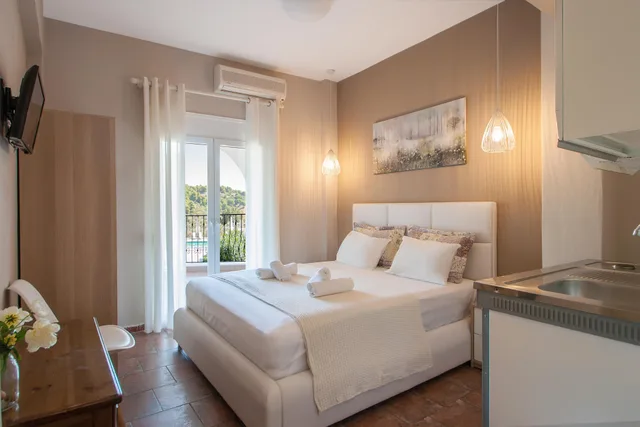 غرفة بسرير مزدوج، Villa Albanis 1/3