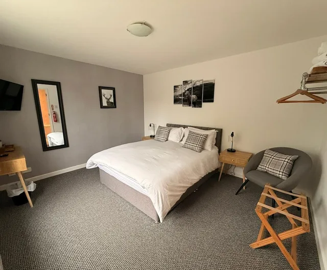 غرفة بسرير كينج، Burlton Inn 7/10
