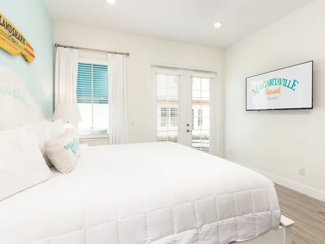 Family, Bungalow, House, 1 King and 2 Queen Beds, Park View، Margaritaville Cottages Orlando 8/10